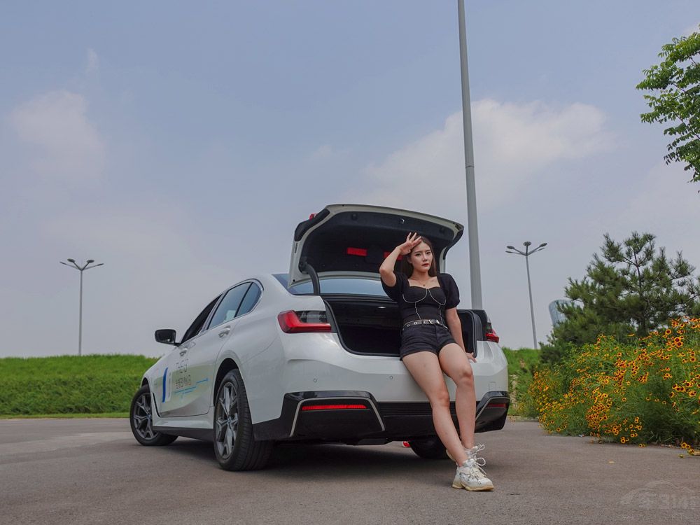 ԇ�{���Ri3 ����Ů��������Z��늄��ͫF