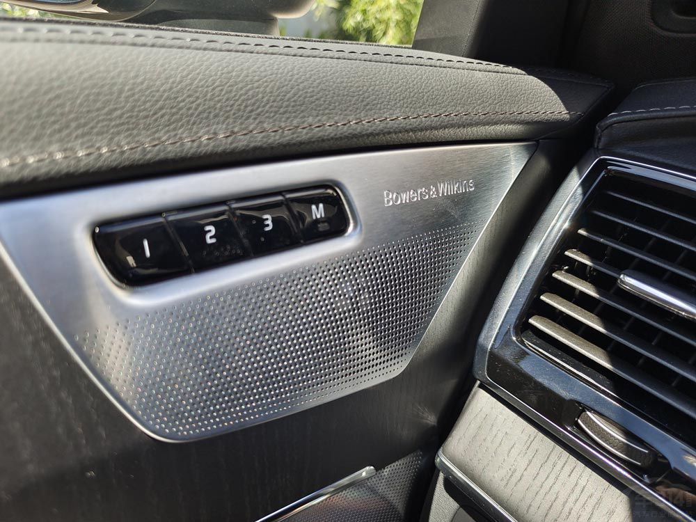 試駕沃爾沃XC90 T8:別具一格的駕控體驗(yàn) 試駕沃爾沃XC90 T8:別具一格的駕控體驗(yàn)