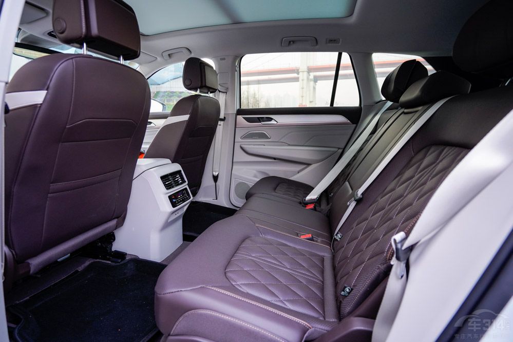 ԇ�{�󱊔�Ѳ��������SUV���Ǽ������B��