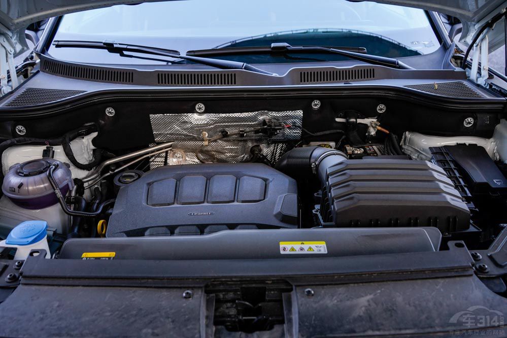 ԇ�{�󱊔�Ѳ��������SUV���Ǽ������B��