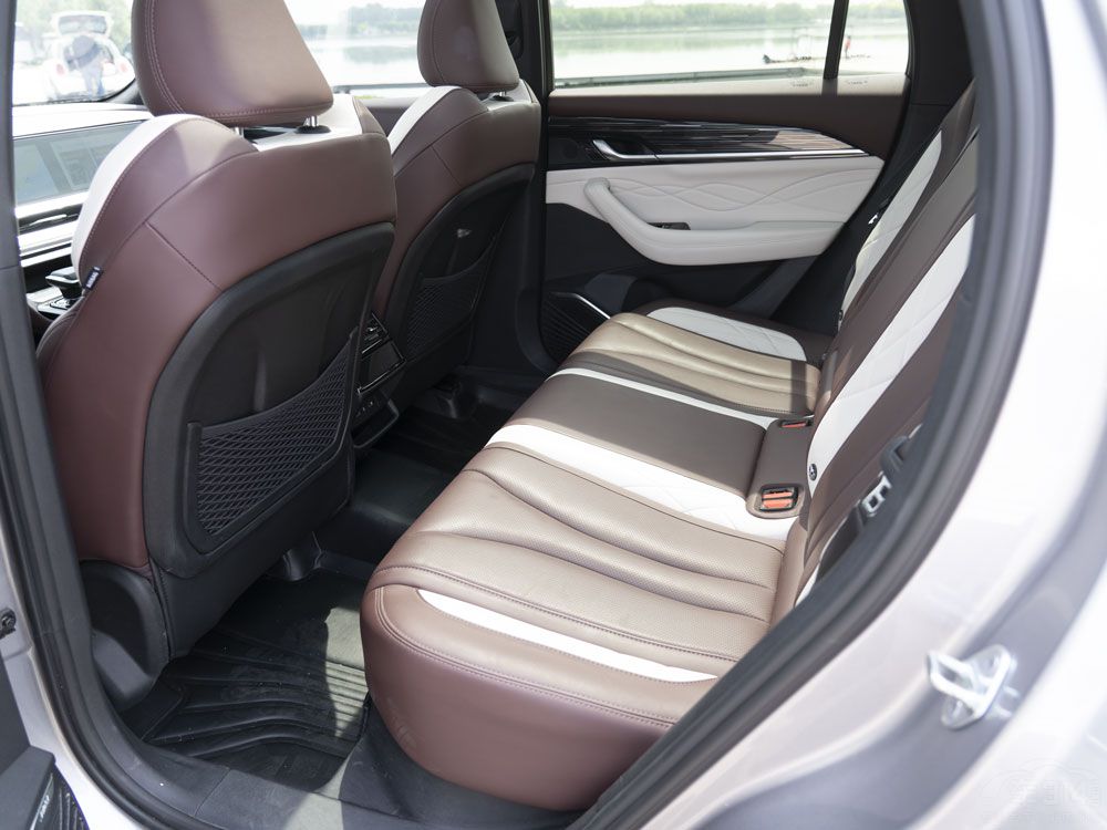 ԇ�{������ԽL���(q��)��Ş�棺���g��Խͬ��(j��)