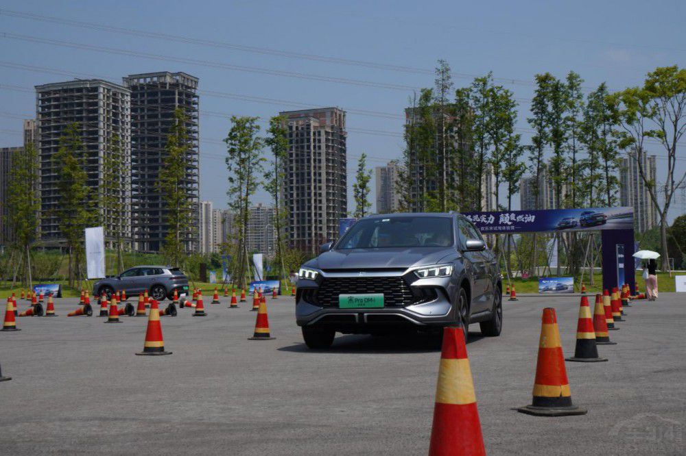宋Pro DM-i冠軍版四重歷練 展示硬核實(shí)力 宋Pro DM-i冠軍版四重歷練 展示硬核實(shí)力
