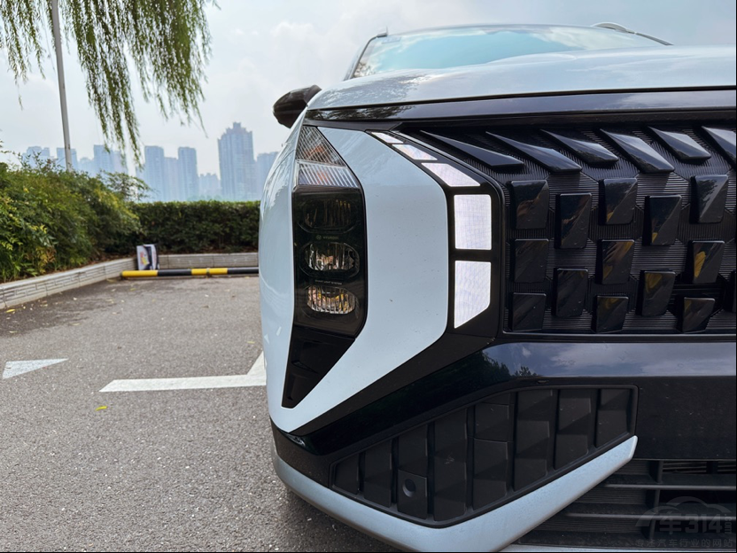 MUFASA���S���x15�f��(n��i)����SUV�¾�����