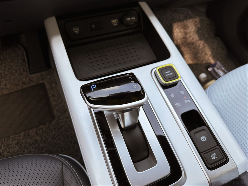 MUFASA���S���x15�f��(n��i)����SUV�¾�����