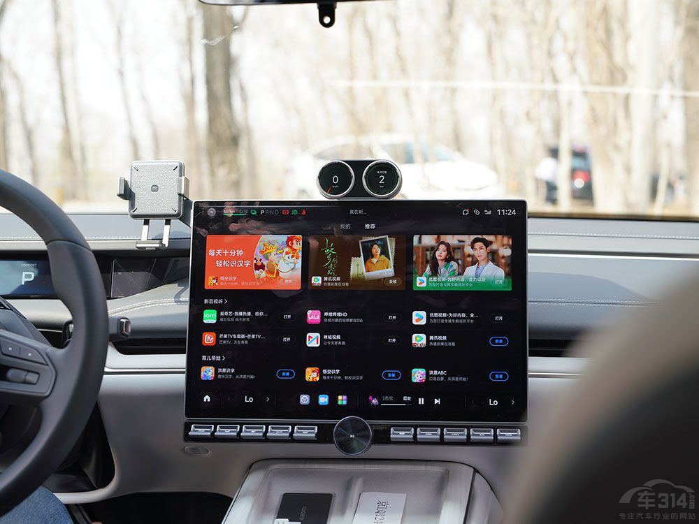 小米SU7對(duì)比極氪001誰是年輕人的最優(yōu) 小米SU7對(duì)比極氪001誰是年輕人的最優(yōu)