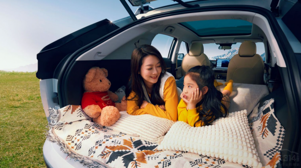  �������� �H���܇����GS4  MAX�{����