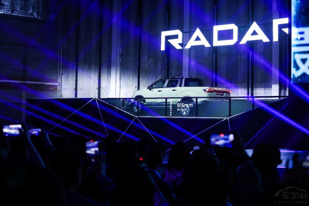 ���_��ƽ�����Ñ􎧁��ˑ����Ԫ��չ��