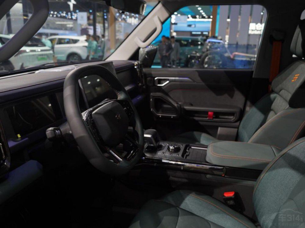 ����܇չֵ���I���ԃr��Ӳ��SUV����ɶ��