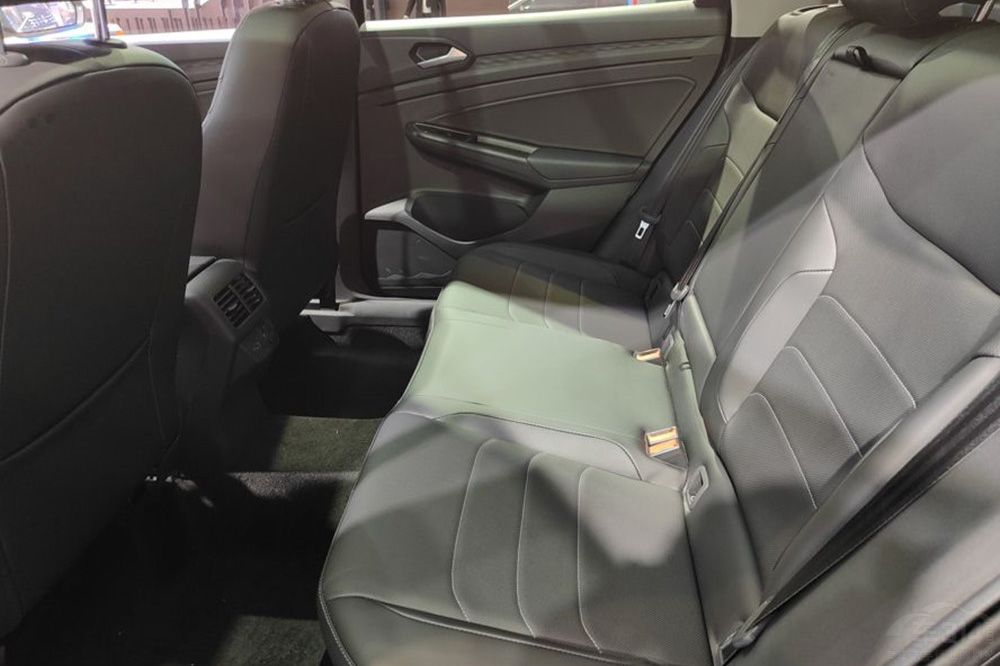 ����M5��������ONE �����ܑ�(zh��n)���ό�����