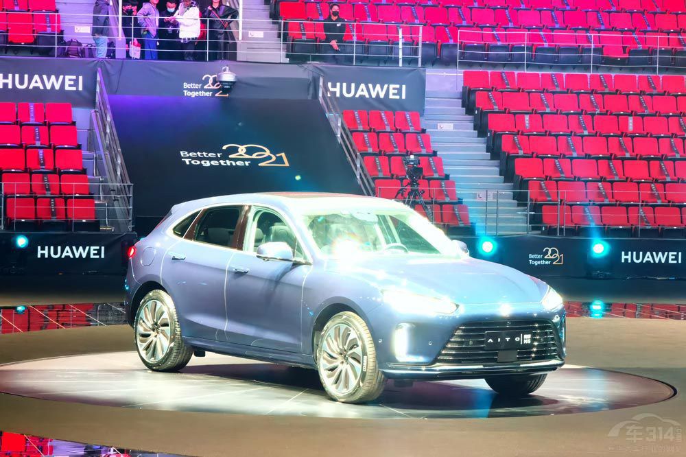 ����M5��������ONE �����ܑ�(zh��n)���ό�����