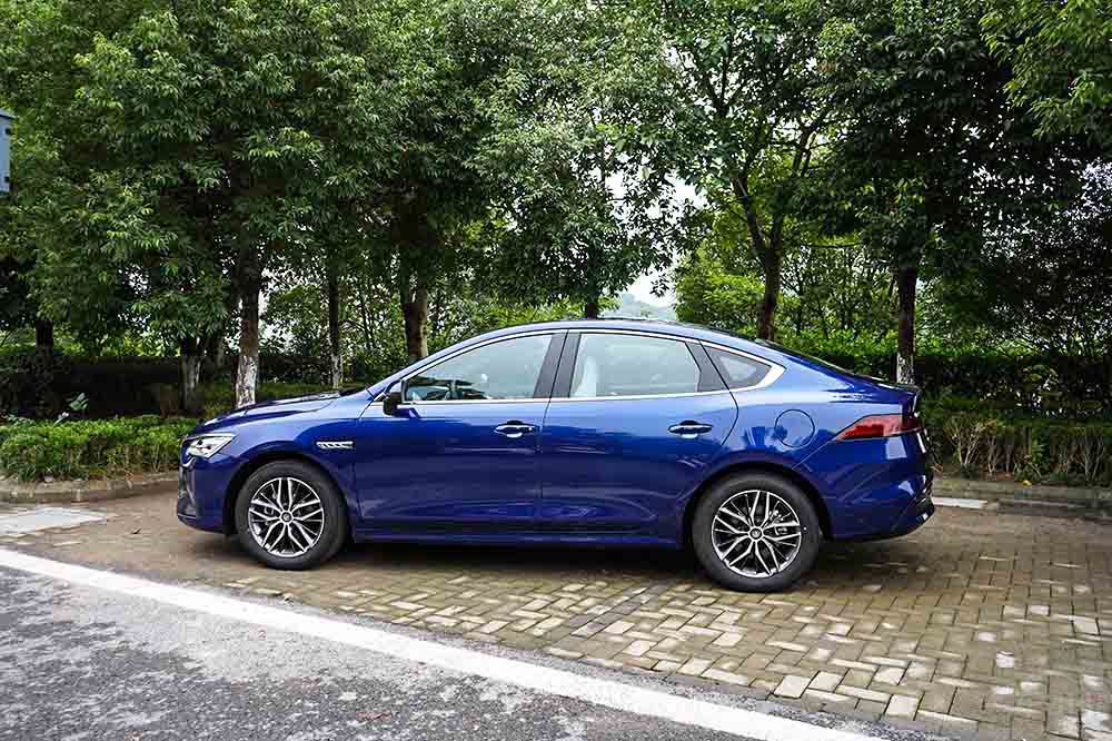 �ز�ס�ˣ�15�f��(n��i)�ԃr���x������������