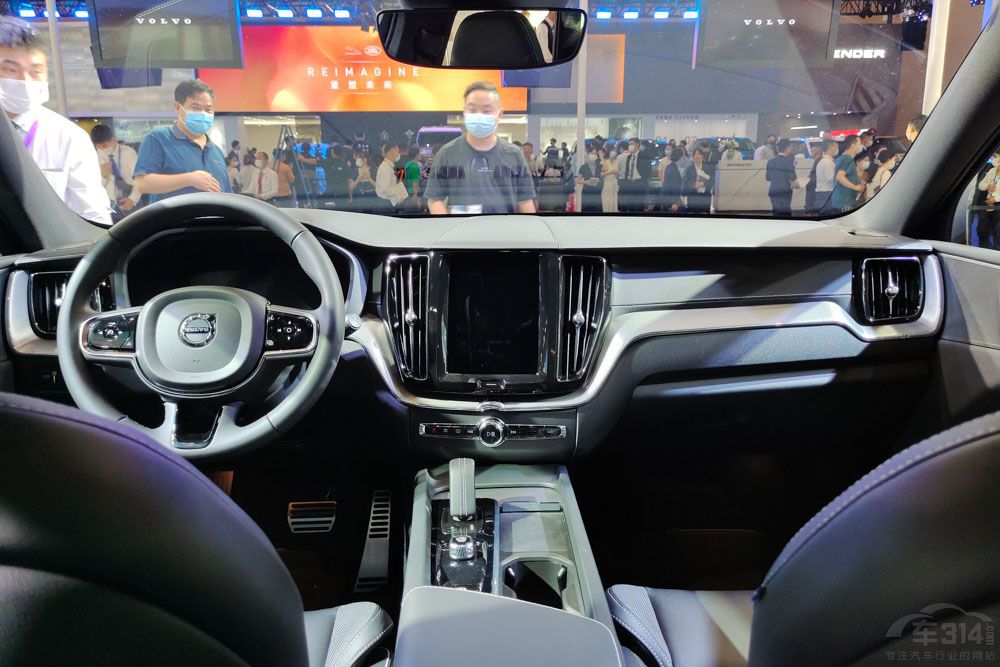 Փ���A����SUV ���Y���R֮��߀���x�l��