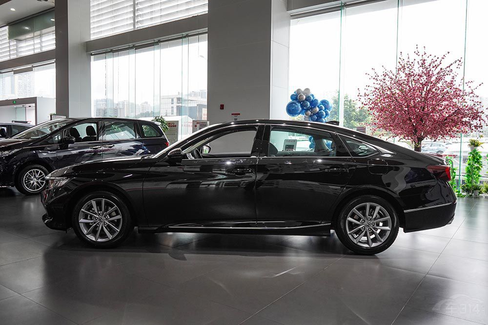 �����ֵ�ͬ�Ҳٸ� ��Ӣ������Γ������w