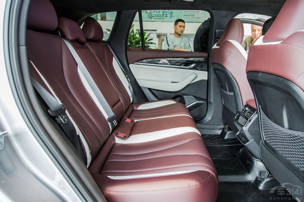 15-20�f����SUV���]�l �@����܇����(y��ng)�e�^