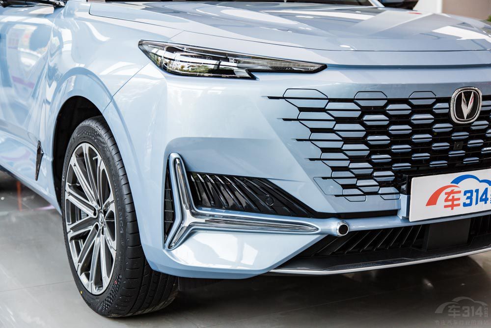 15-20�f����SUV���]�l �@����܇����(y��ng)�e�^