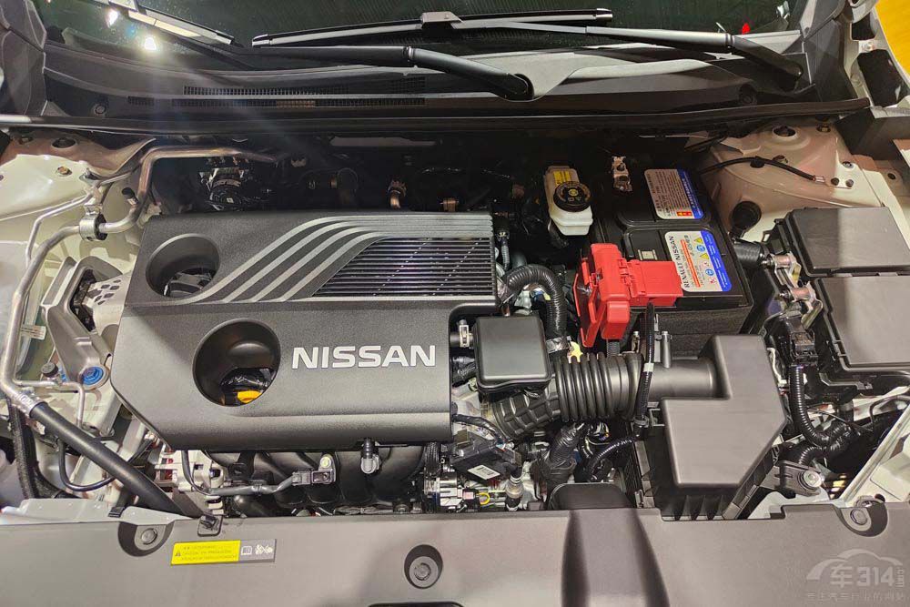 ���m��ӭ��С�Ŀ܎�����ݵ����²��£�