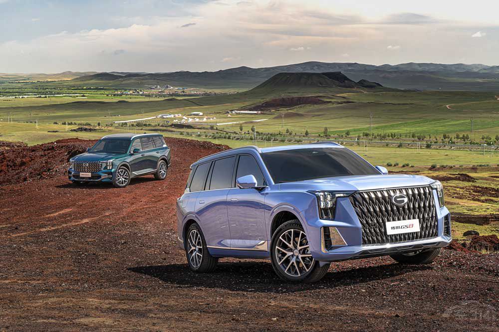 ������Ʒ�|(zh��)SUV��ƴ �x��;����߀��GS8