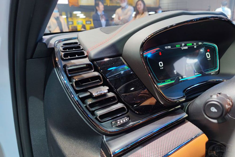 20�fֻ���x���w�̈́P�������ȁ��ϝh����