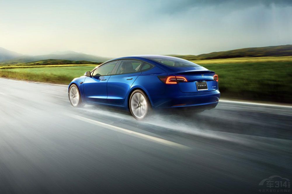 Model 3���Ȱ�����S��С�iP7�������l��