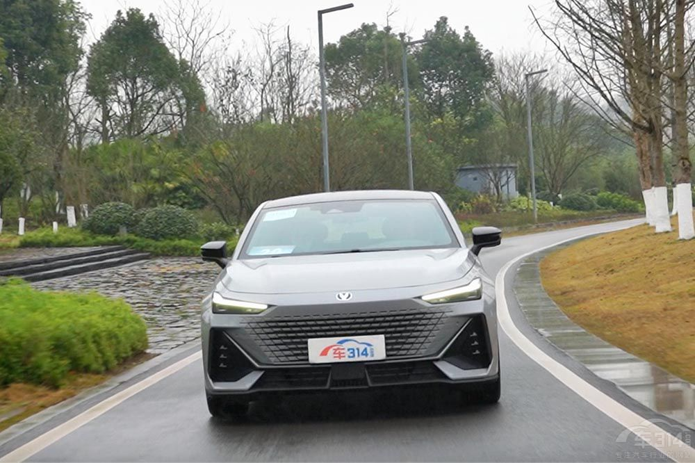 �ܳ��L���±������UNI-V�A����ʽ�_��