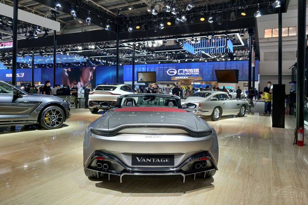 �ɹ���ʿ�ĺ�܇ϵ�У����������һ������