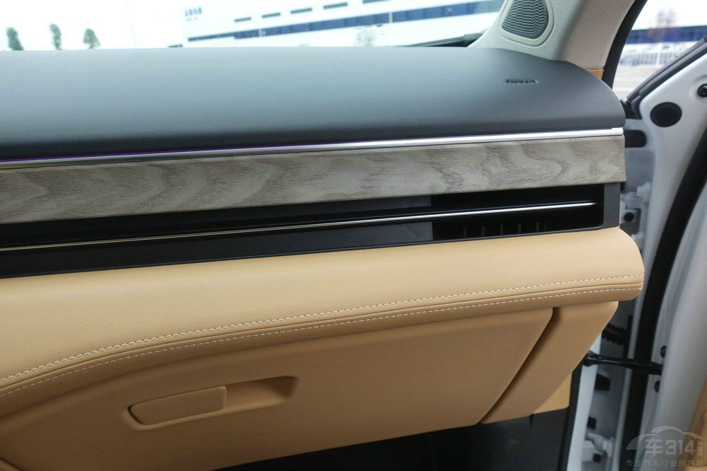 Ħ��DHT PHEV�͆���M5������ϲ�g�l��