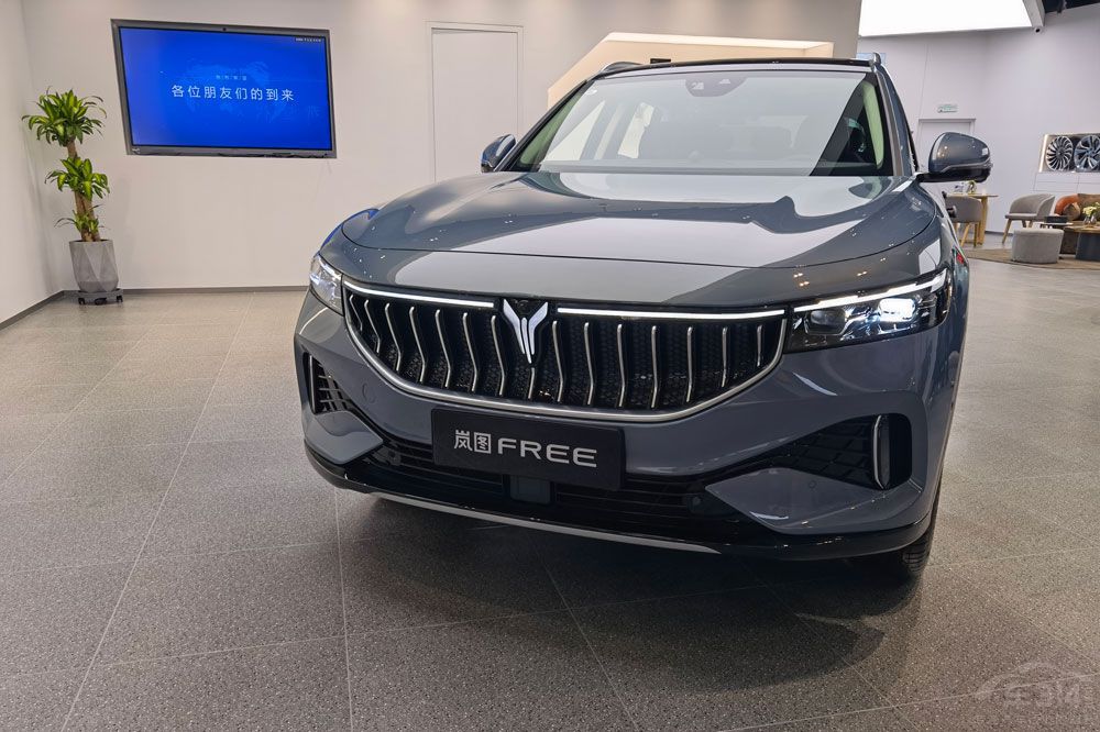 �ɷ���֮�� ����ʽSUV܇�x����߀�Ǎ��D��