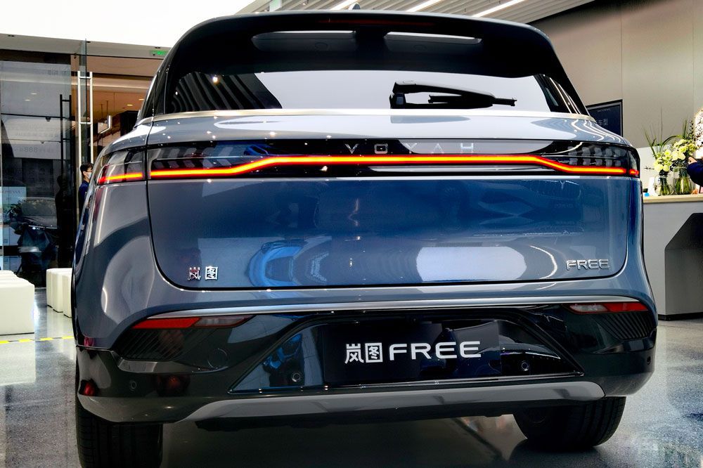 �ɷ���֮�� ����ʽSUV܇�x����߀�Ǎ��D��