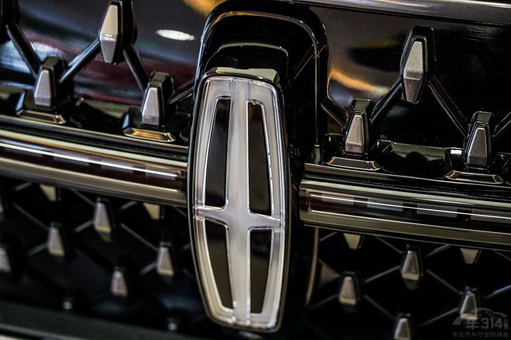 �֠���S60��(du��)���ֿ�Z �@����ϵ���A�A�ˣ�