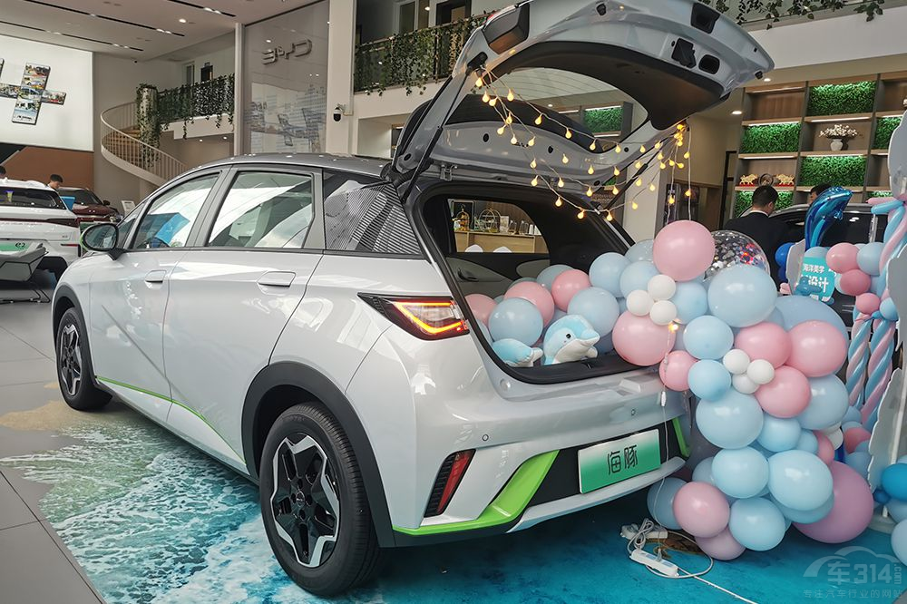 �ȁ��Ϻ���PK����СΛρ���l(shu��)������Ĳ���