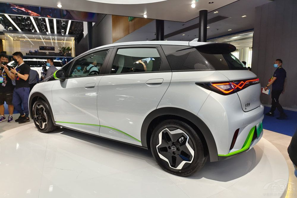 �ȁ��Ϻ���PK����СΛρ���l(shu��)������Ĳ���