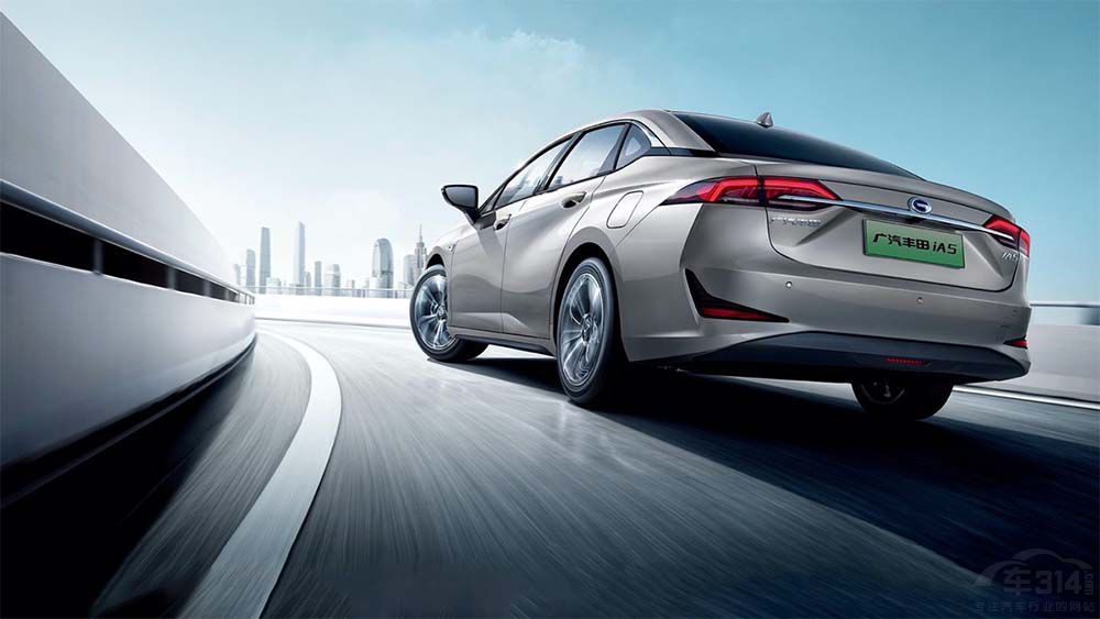 �x�����׺�A���V���S��iA5߀����PLUS��