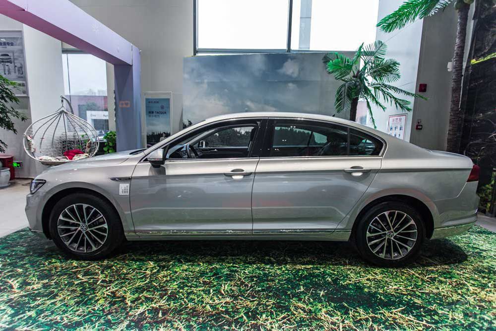 ��ϵӲ����ϵ �����ɵϚW��γ�Խ�~�v