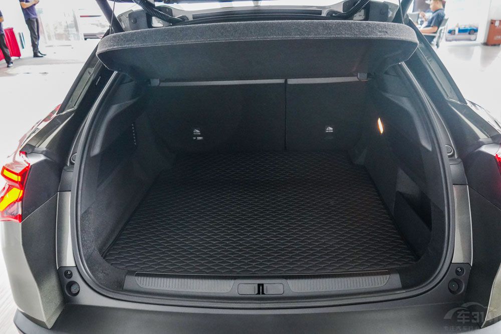 ���YB��(j��)܇���w�����x������ِC5 X����