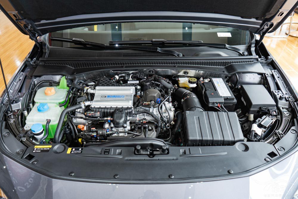 �P(p��n)�c(di��n)���˚���������I���L(zh��ng)��UNI-V�I(l��ng)���