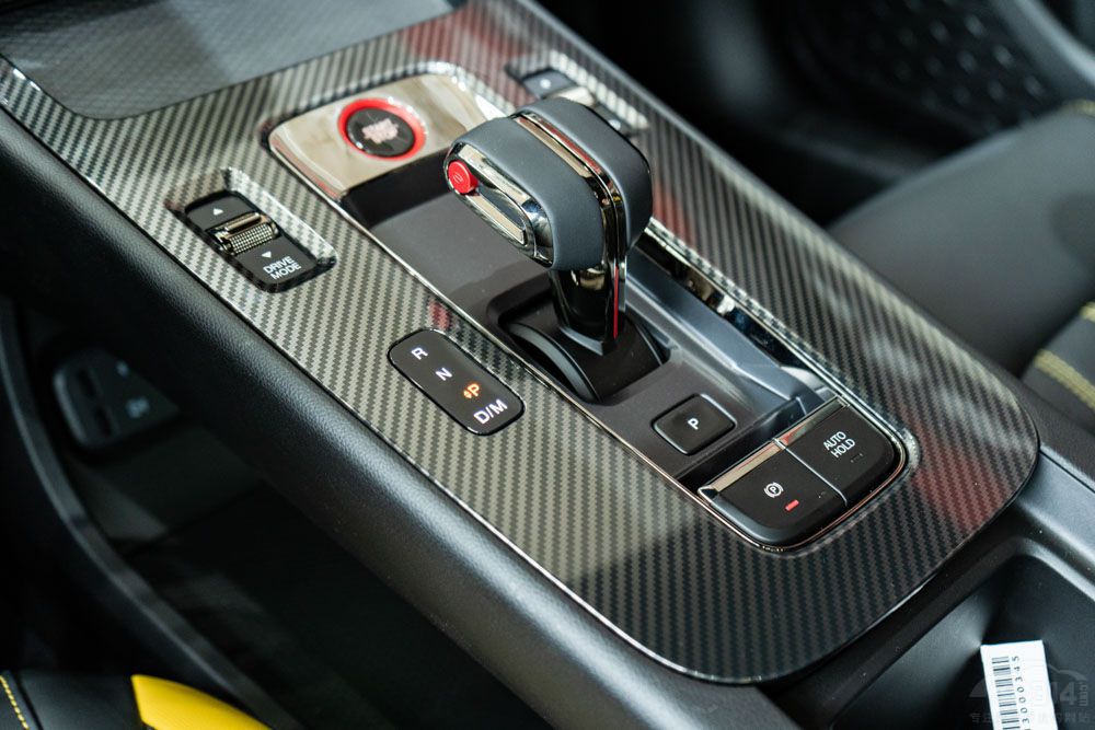 �P(p��n)�c(di��n)���˚���������I���L(zh��ng)��UNI-V�I(l��ng)���