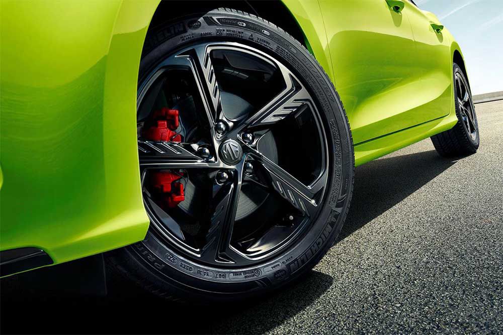 MG5��Ы�����L��UNI-V �����l�ķ۽z��