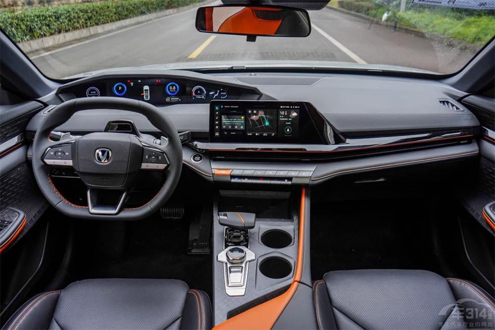 MG5��Ы�����L��UNI-V �����l�ķ۽z��