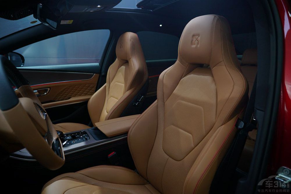 ���(d��ng)܇(ch��)��Խ��(l��i)Խ���P(gu��n)ע