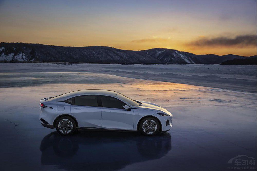 ��Q����Դ܇��ʹ�c(di��n)��  �L(zh��ng)��C385�ܡ����ϡ���