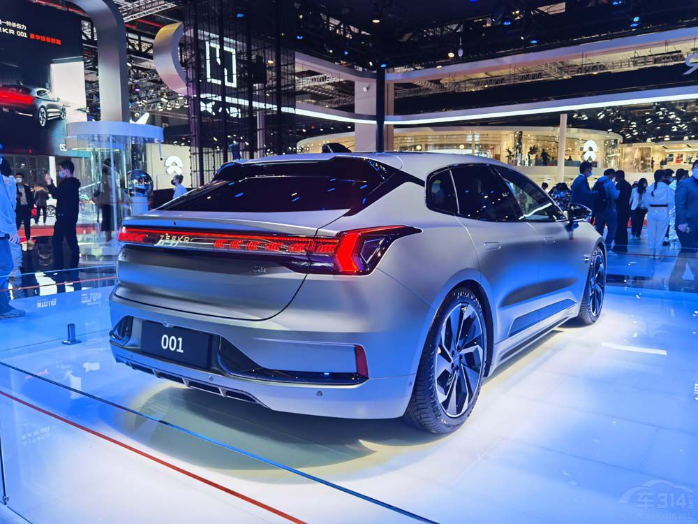 �Ǽ�L7��ZEEKR 001���� �l����һ�I����