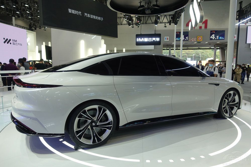 �Ǽ�L7��ZEEKR 001���� �l����һ�I����