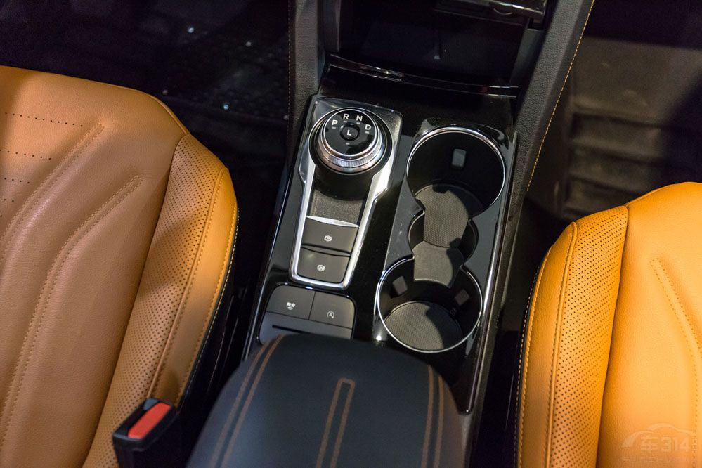 ������ֵ�� �@������YSUV���ö�߀���e