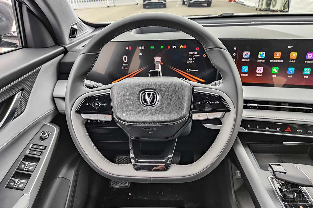 ����H6��(du��)���L(zh��ng)��CS75 PLUS�l(shu��)��(hu��)����һ�I��