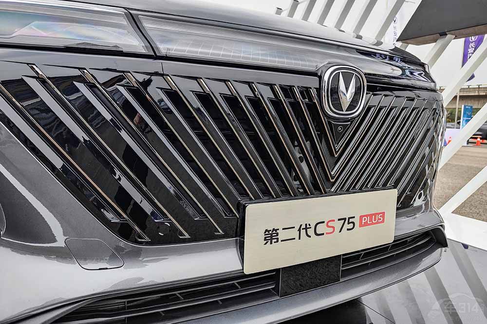 ����H6��(du��)���L(zh��ng)��CS75 PLUS�l(shu��)��(hu��)����һ�I��