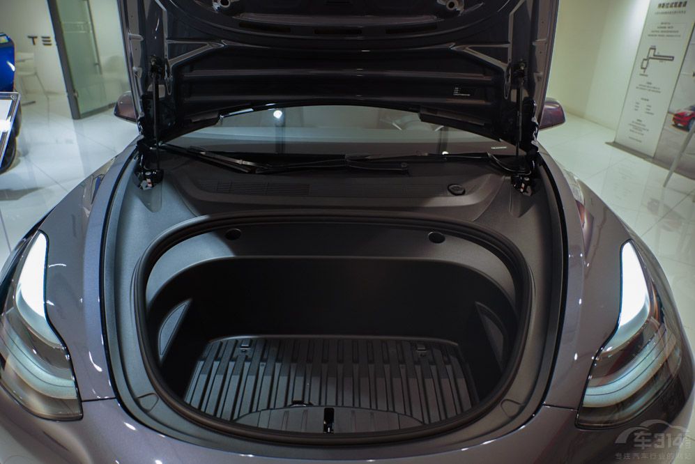 ���갢����S HI��߀�x����˹��Model3����