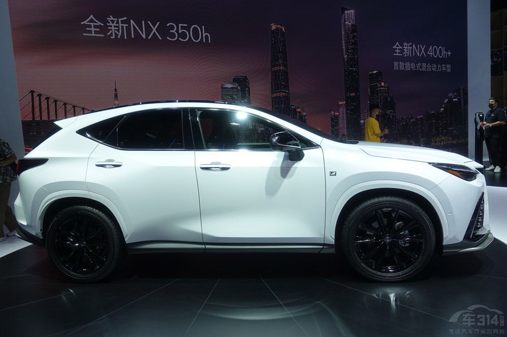 ��ʮ�f���A����SUV��ô�x���@�ɿ��˽���