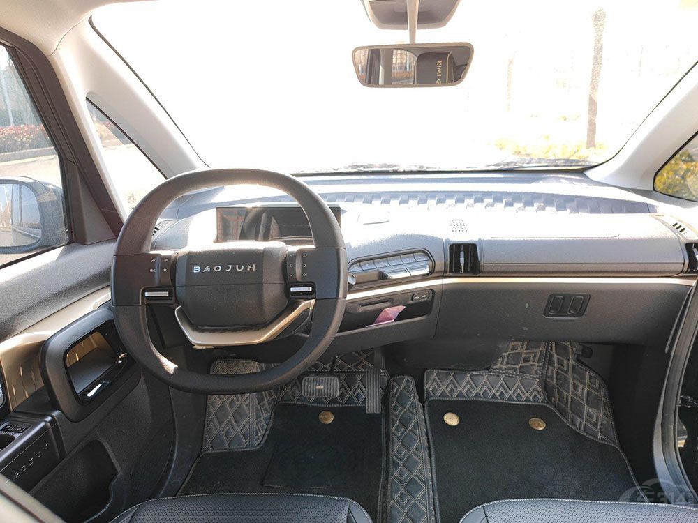 �A��10�fԪ �xQQ�����߀�ǌ��EKiWi EV��