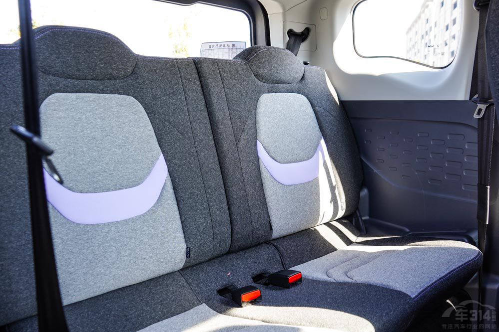 ����܇QQ����ܺ�˼�E10X ���(hu��)�x���l(shu��)��