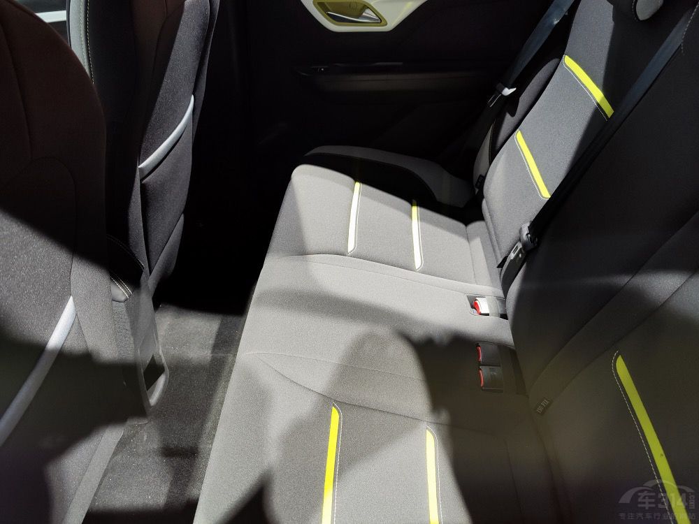 ����܇QQ����ܺ�˼�E10X ���(hu��)�x���l(shu��)��